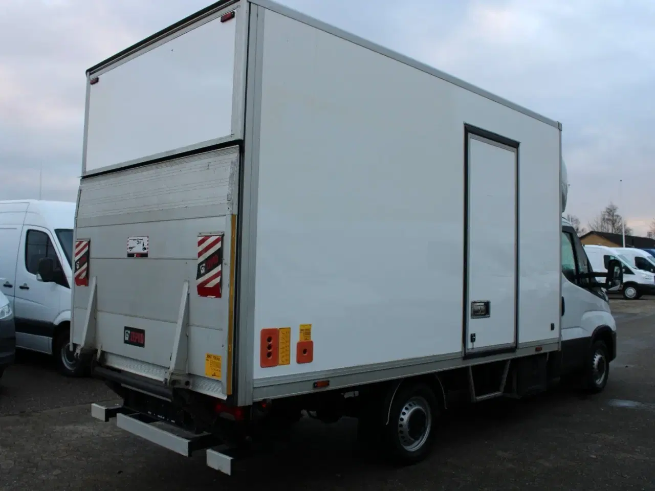 Billede 8 - Iveco Daily 2,3 35S14 Alukasse m/lift AG8