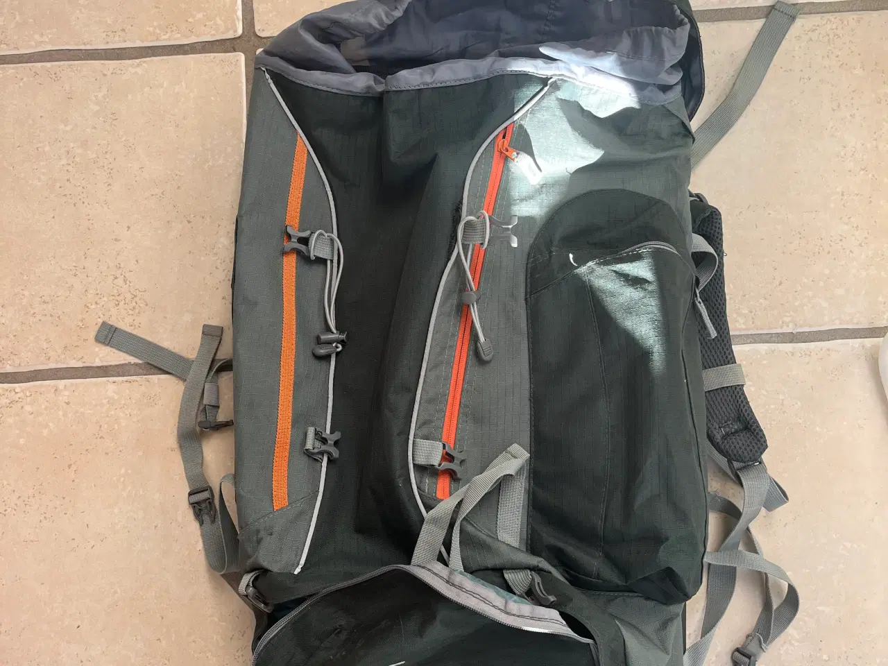 Billede 3 - Treklife backpacker rygsæk 66 liter 