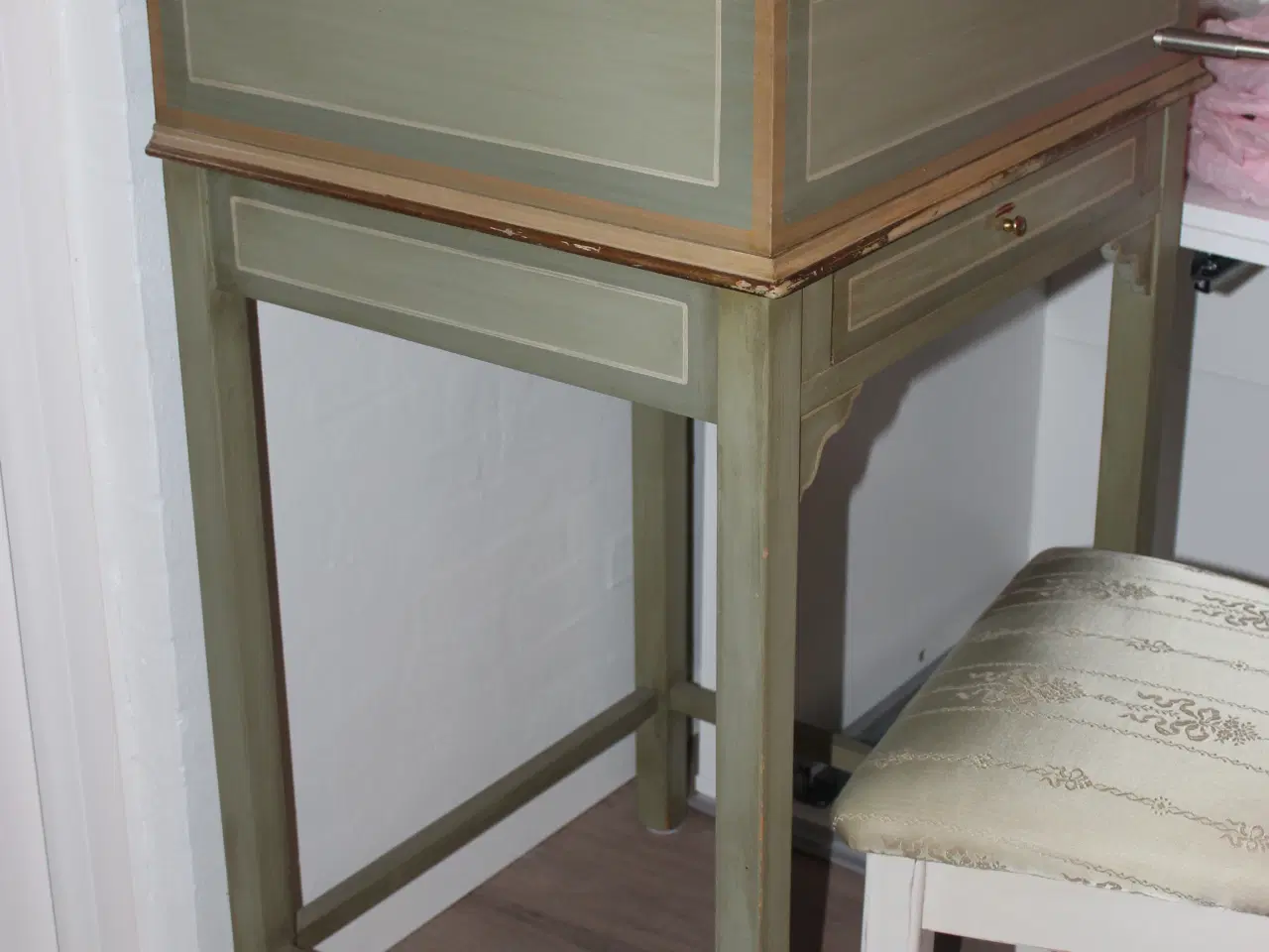 Billede 1 - Skrivepult