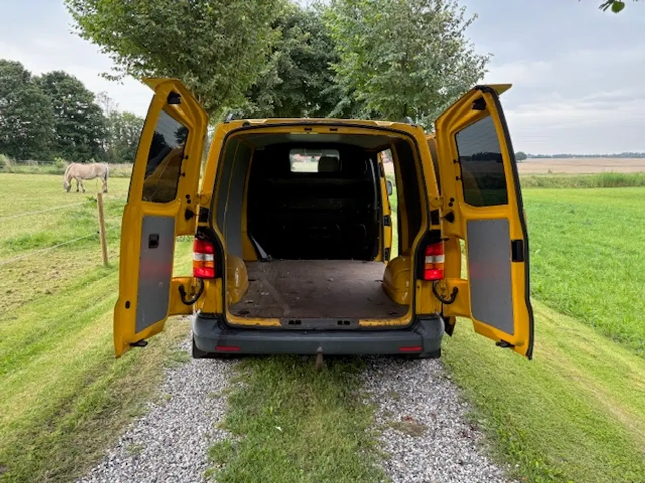 Billede 5 - VW Transporter 2,5 TDi 174 Aut. kort Nysynet