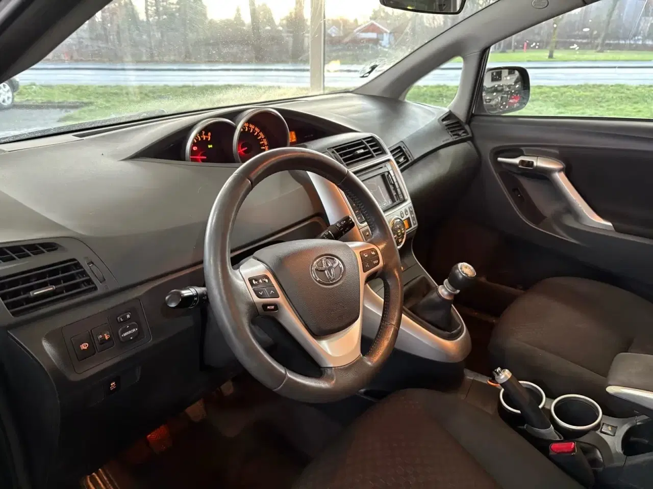 Billede 9 - Toyota Verso 1,8 TX 7prs