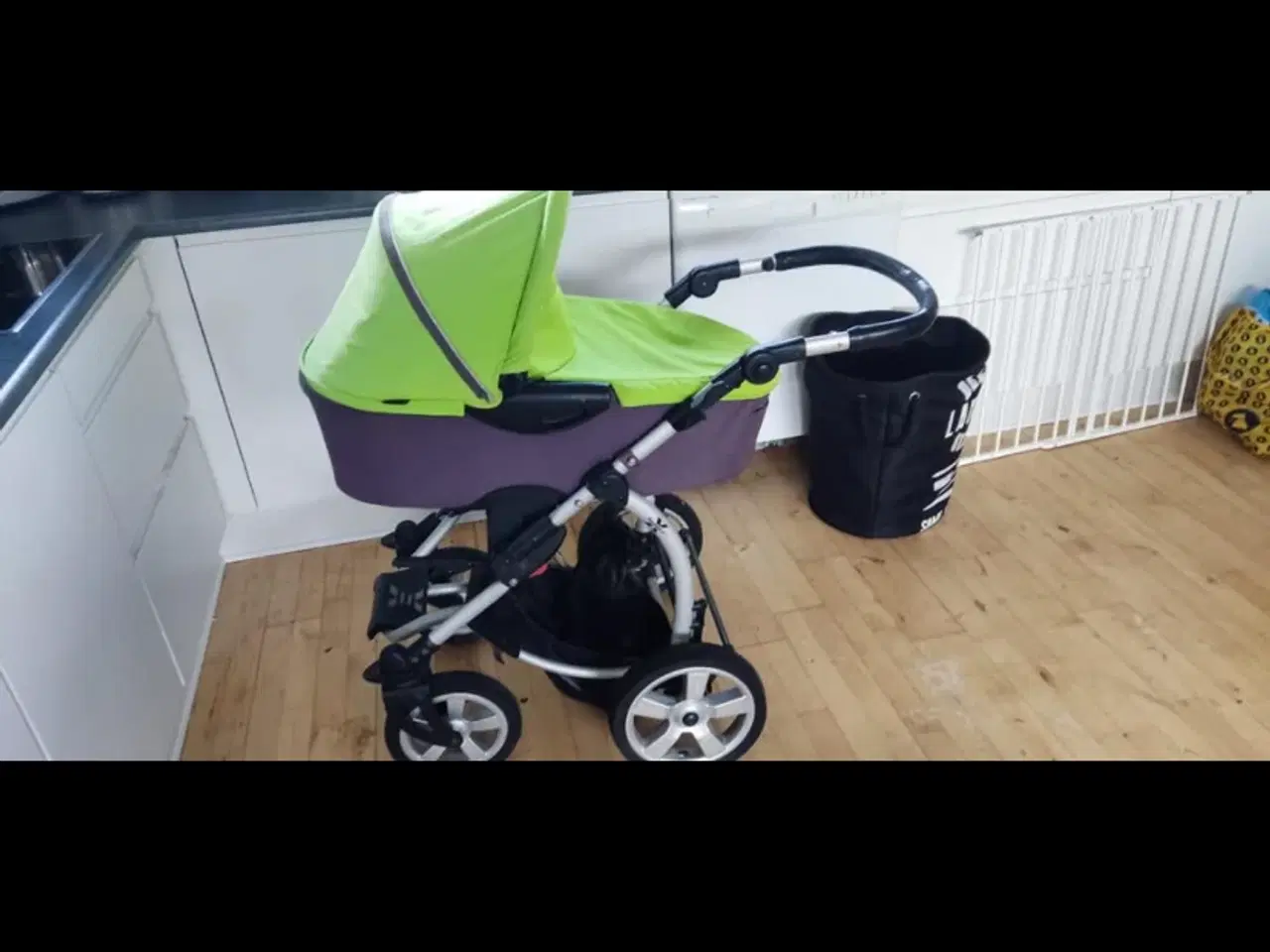 Billede 1 - Super fin combivogn