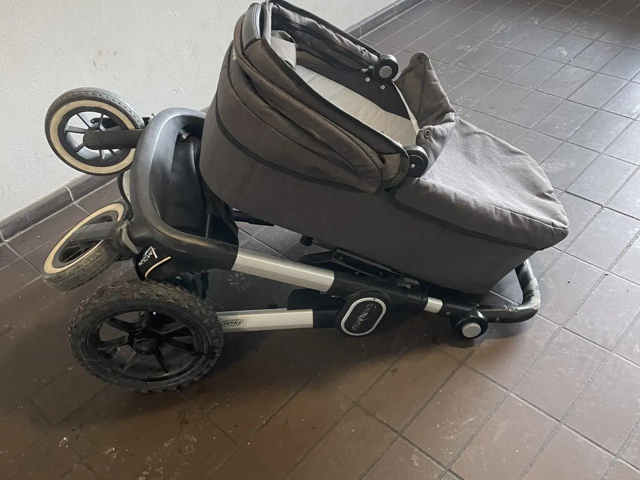 Billede 4 - Barnevogn    , Emmaljung  , 76 cm. Med  Madras  og