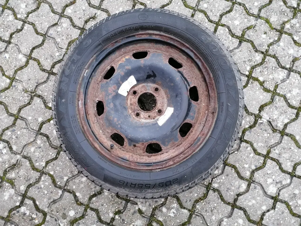 Billede 1 - Sommerdæk 205/55x16 GoodYear