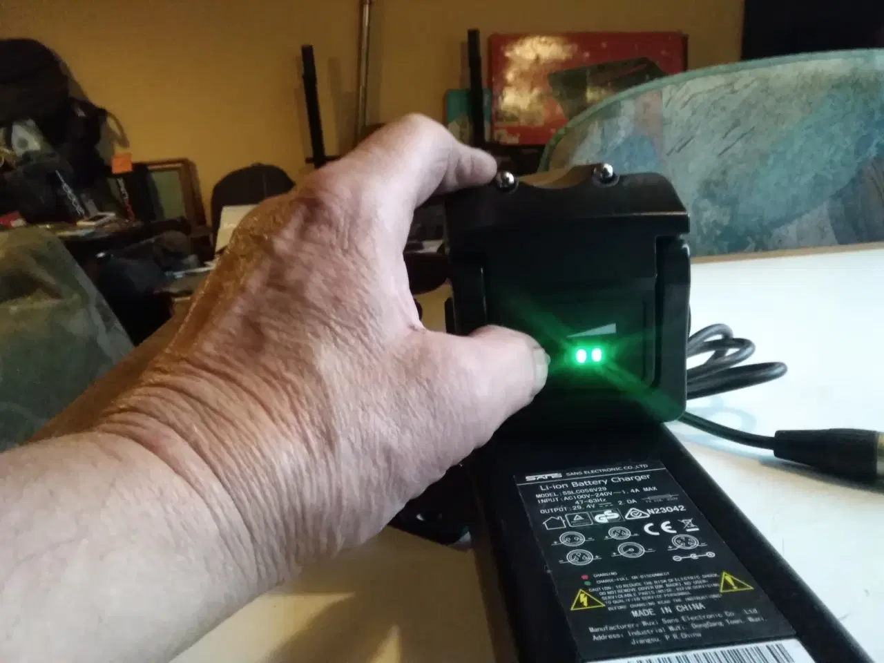 Billede 1 - Ubrugt 24 V 15,6 A Universal Komplet stangbatteri 