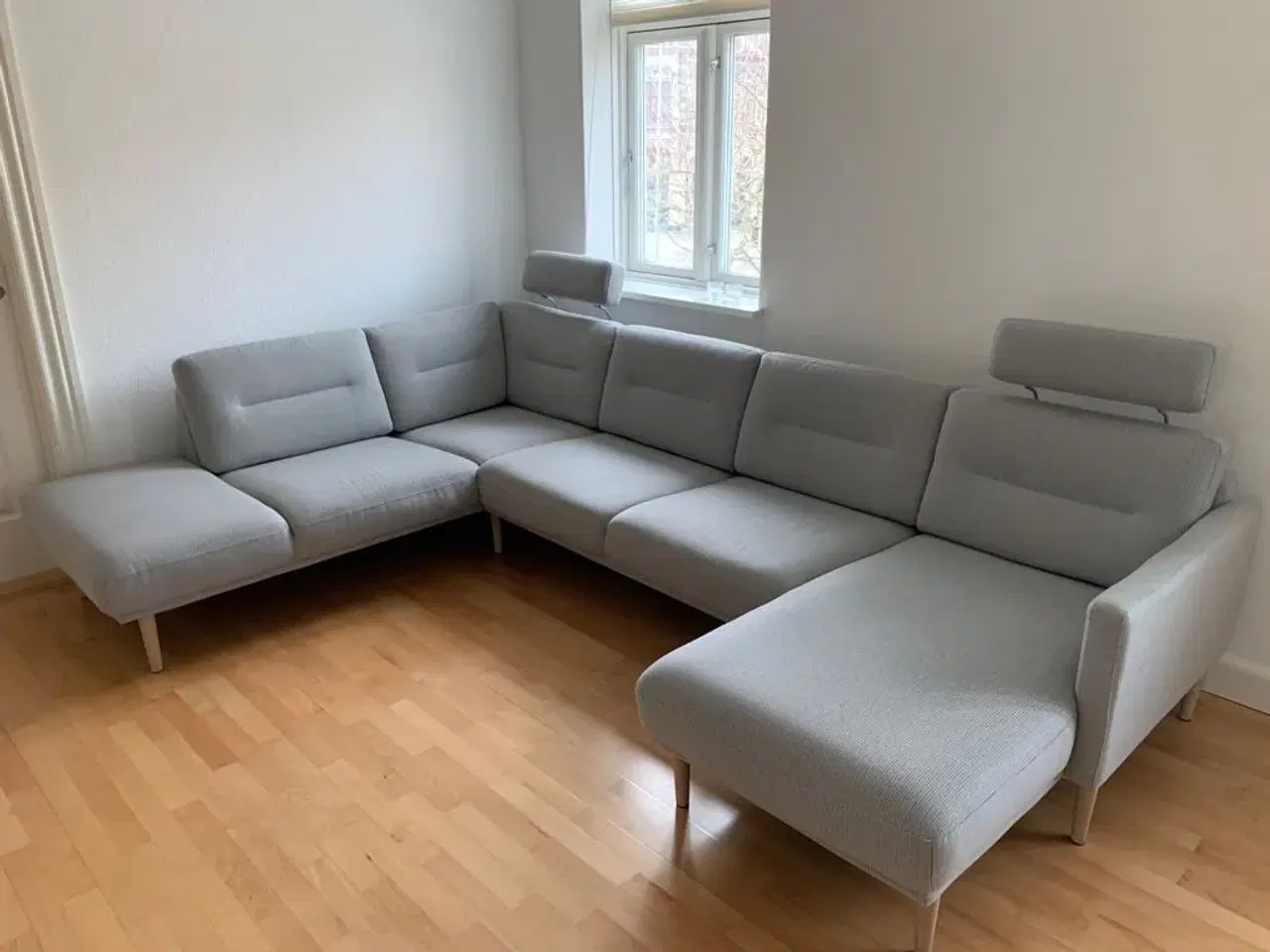 Billede 3 - Hjørne sofa med chaiselong 2 Nakkestøtte