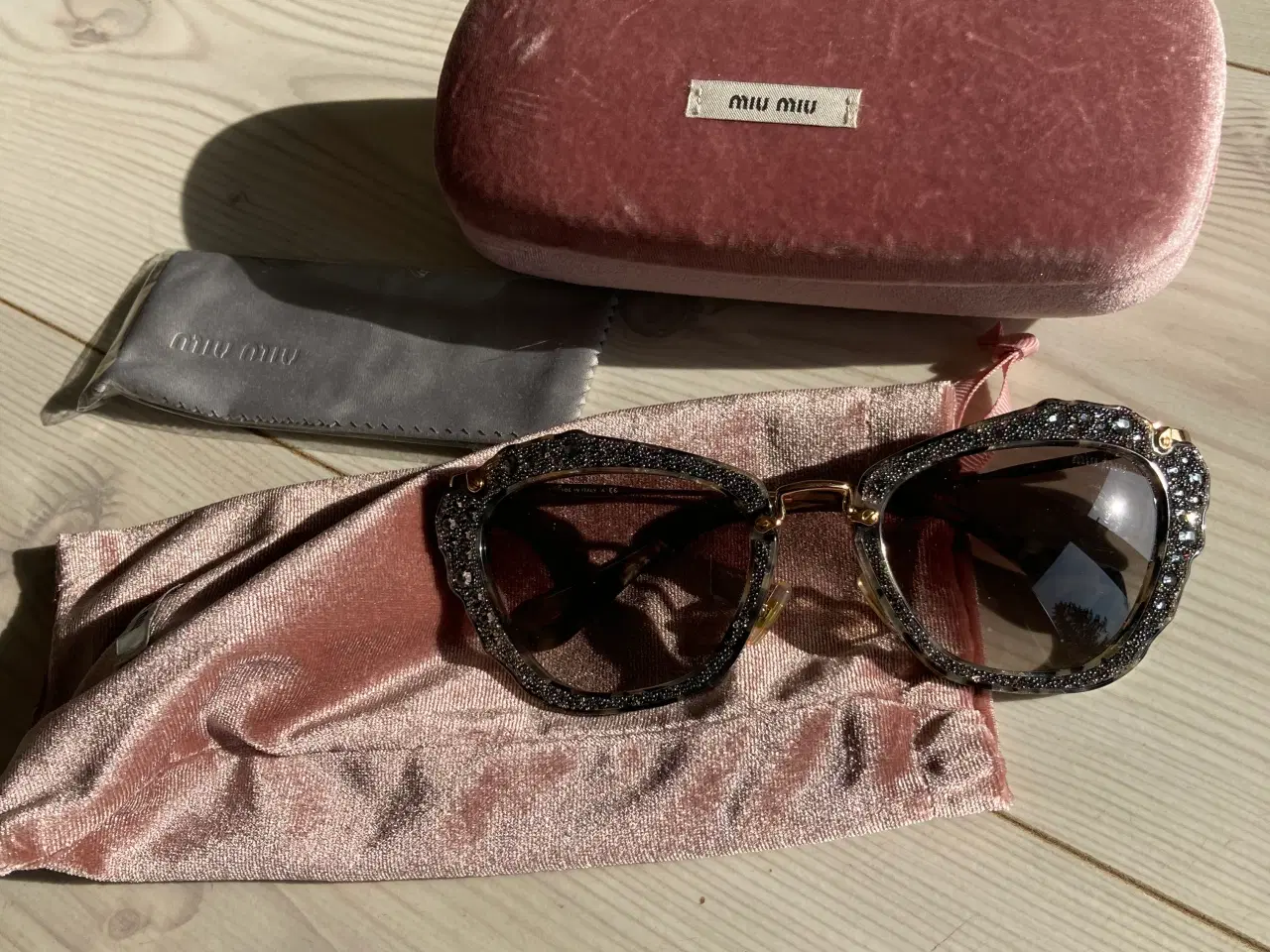 Billede 5 - Miu Miu solbriller