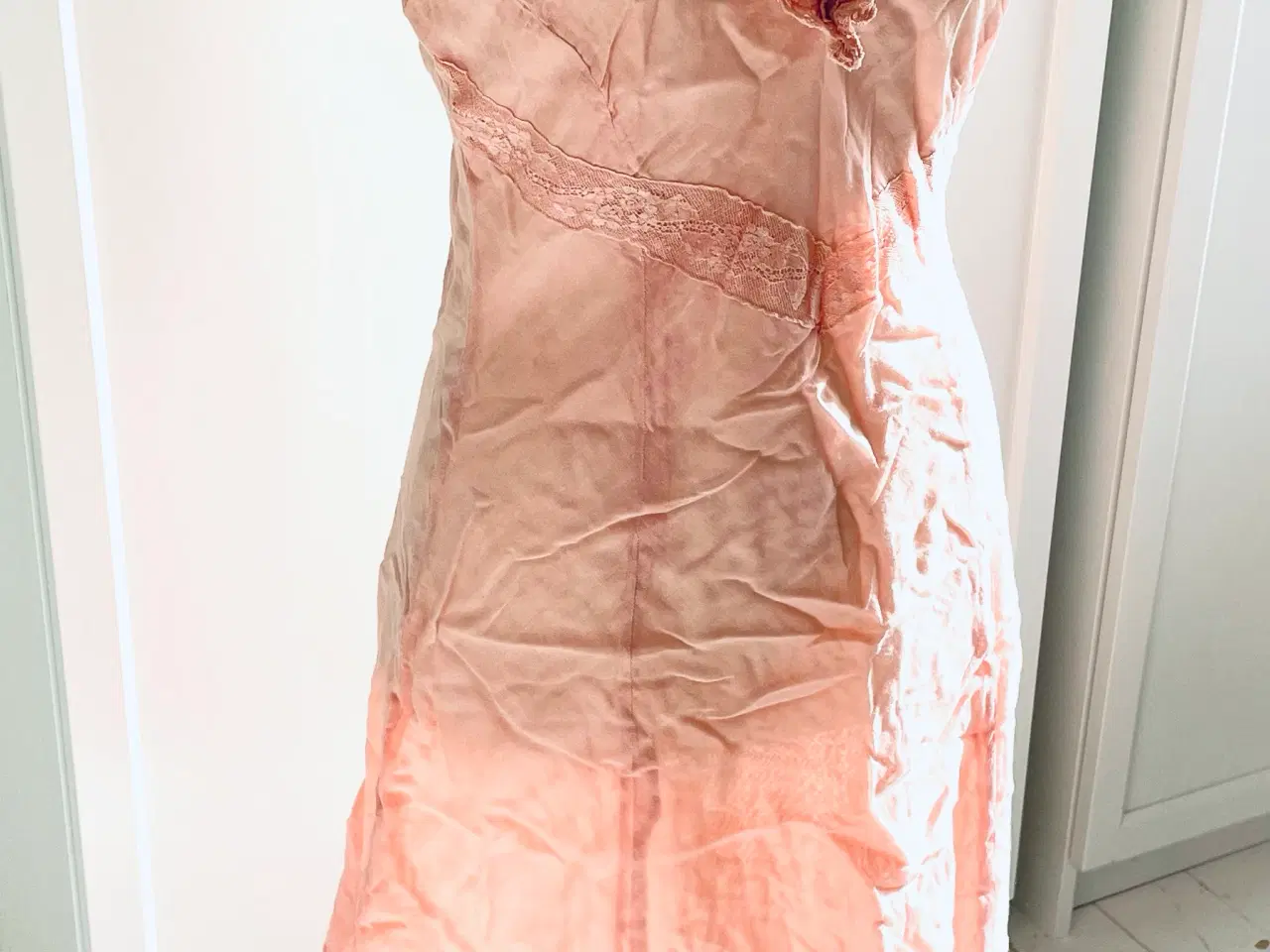 Billede 1 - Smuk kjole made in italy 
