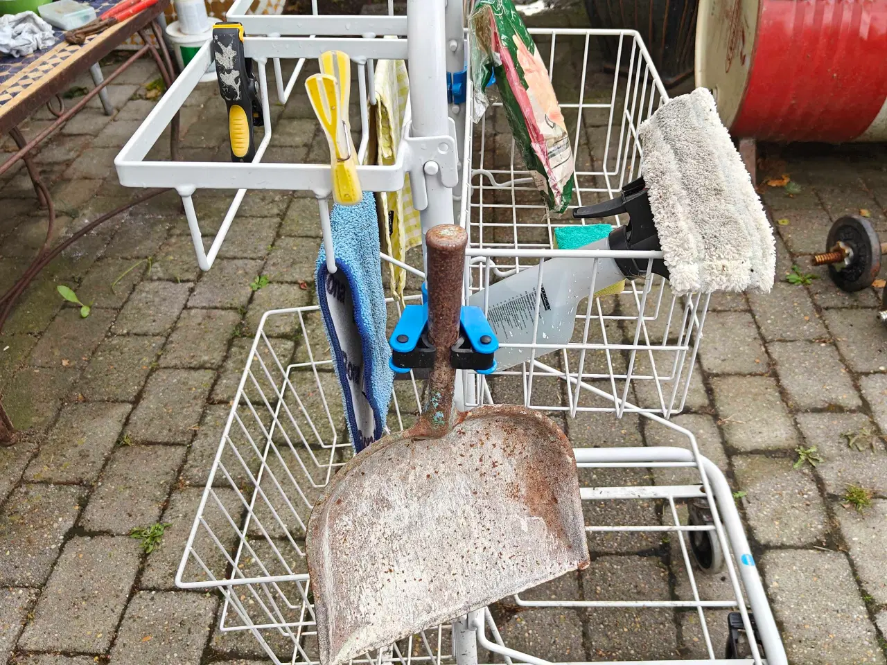 Billede 1 - Prof. Rengørings vogn