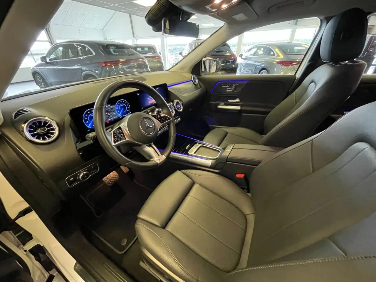 Billede 5 - Mercedes EQA300  Progressive 4Matic