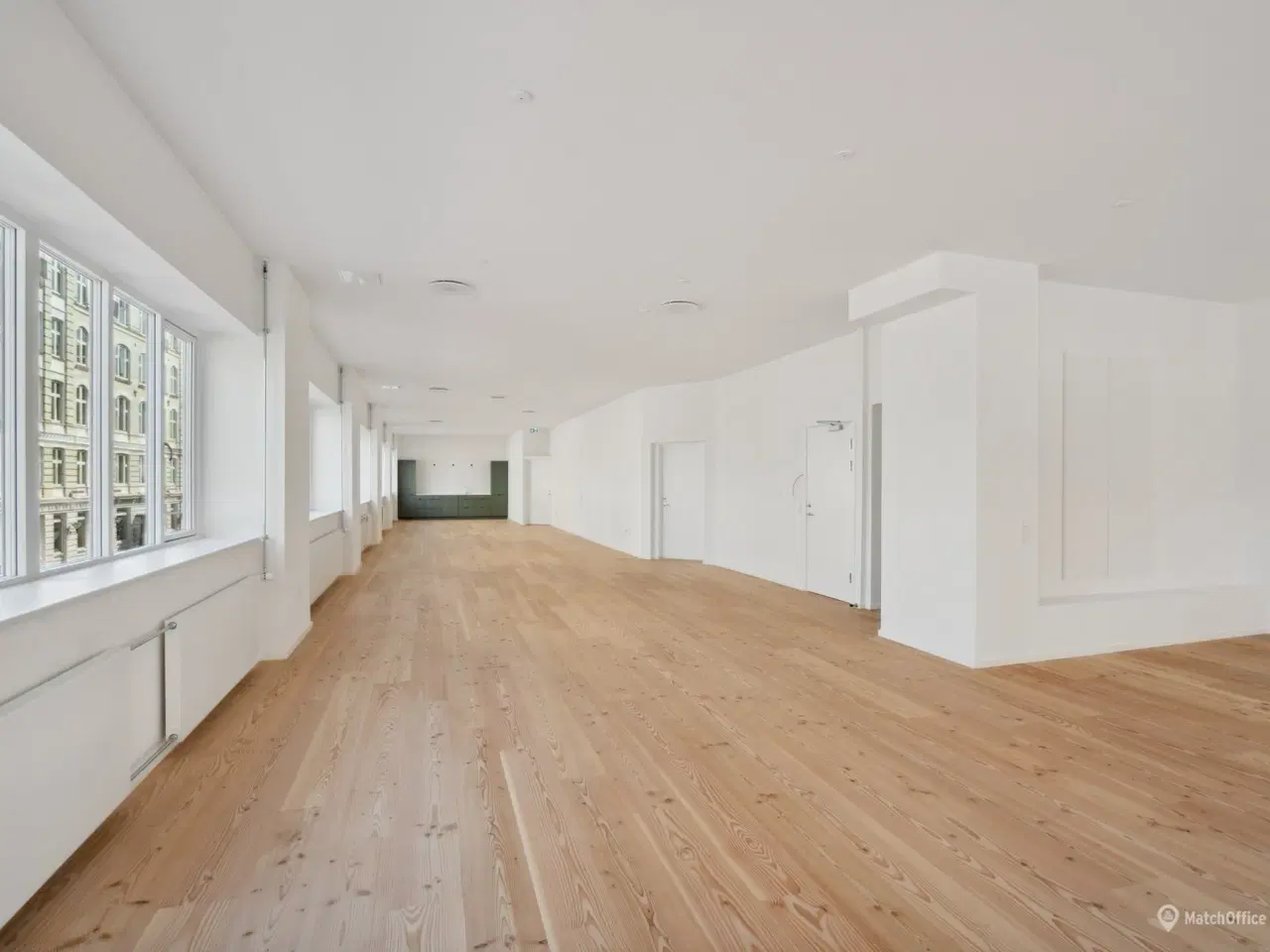 Billede 1 - Moderne kontor i starten af Vesterbrogade.