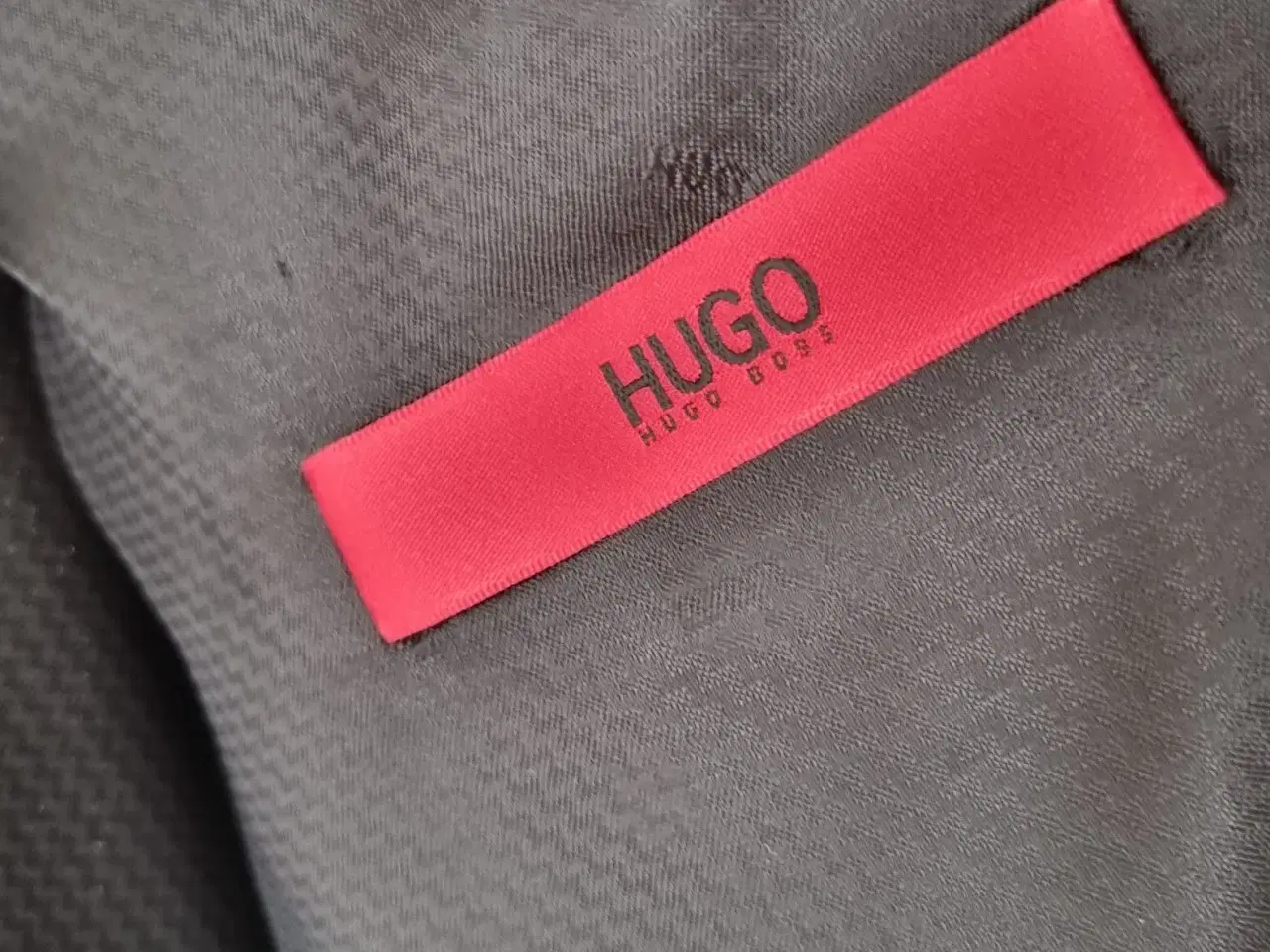 Billede 7 - Hugo Boss jakkesæt/smoking