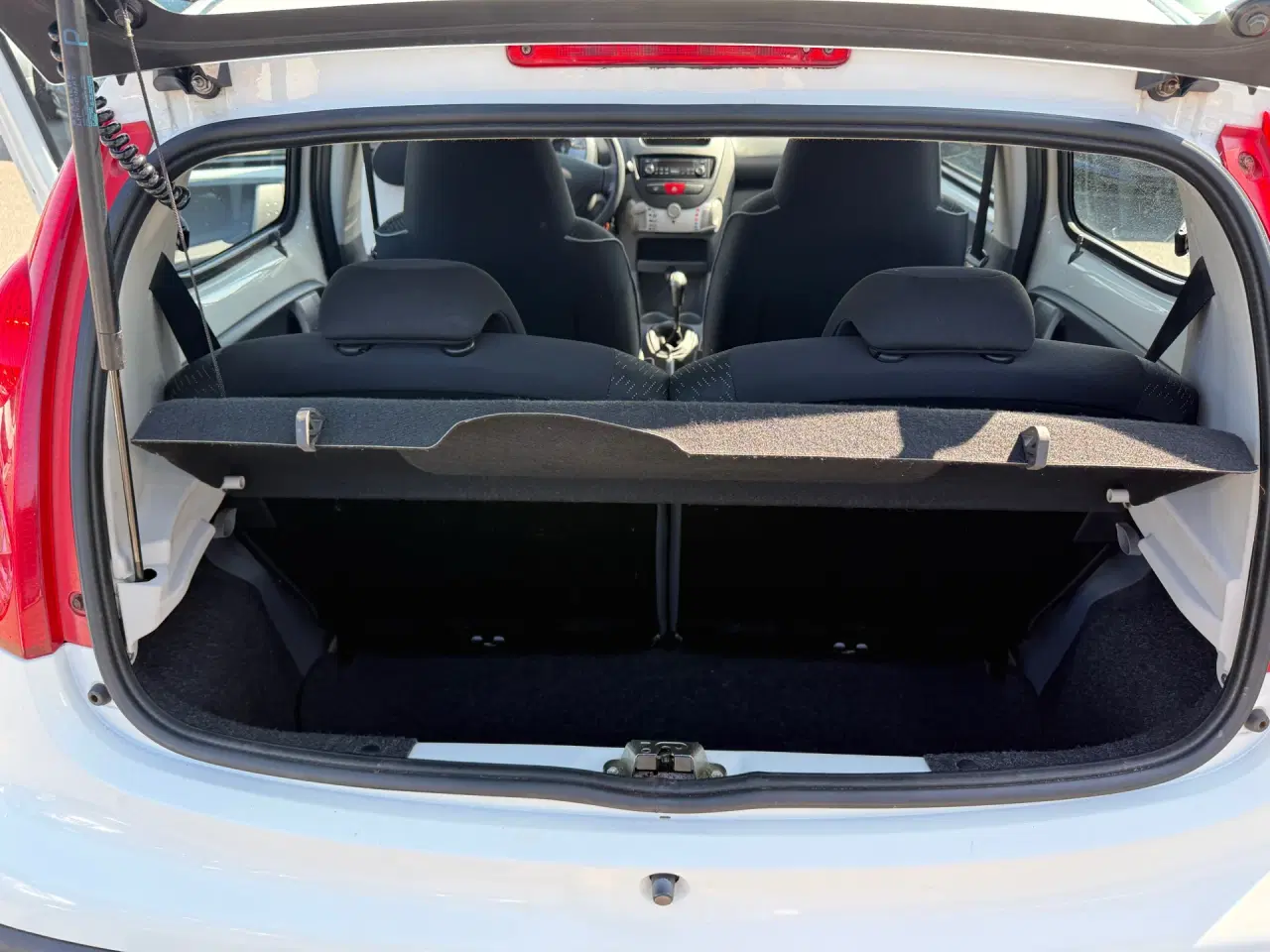 Billede 11 - Peugeot 107 1,0 i 3D 68Hk 68HK 3d