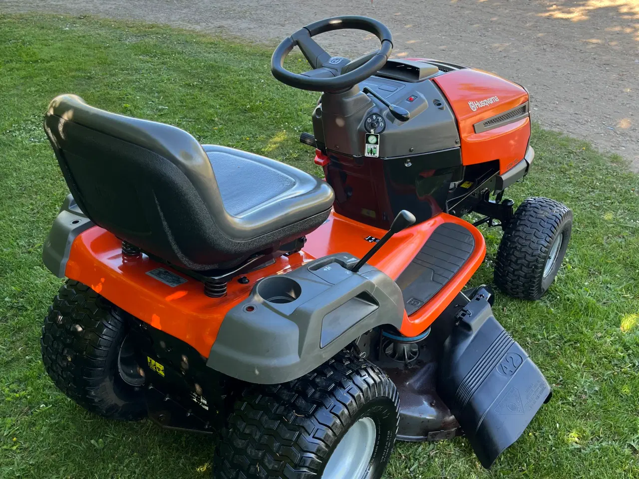Billede 5 - Husqvarna LTH 152 Sælges….