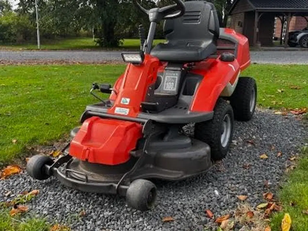Billede 1 - Husqvarna R 213C med 94 cm klippebord 