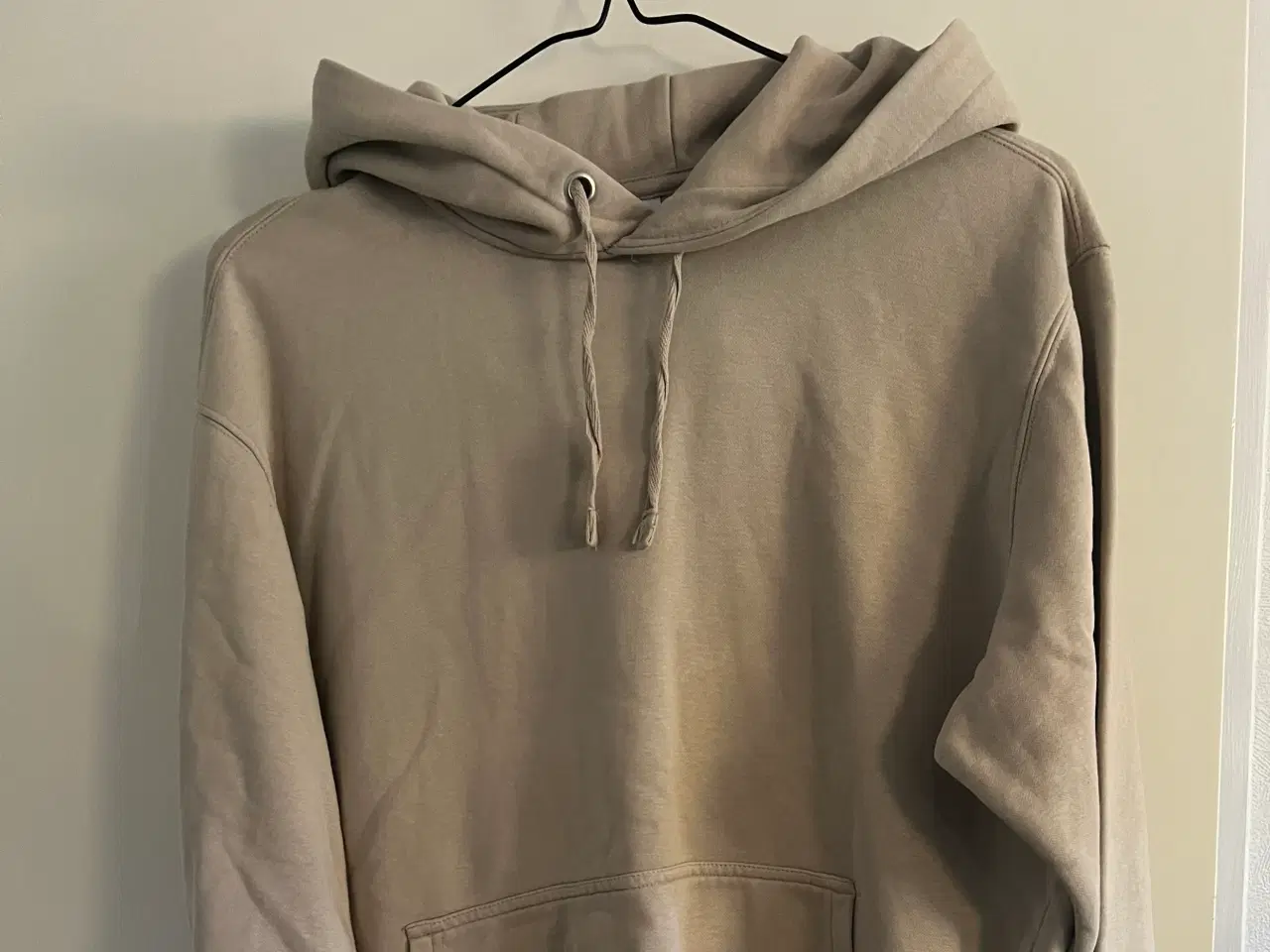 Billede 1 - Weekday sand hoodie, str s