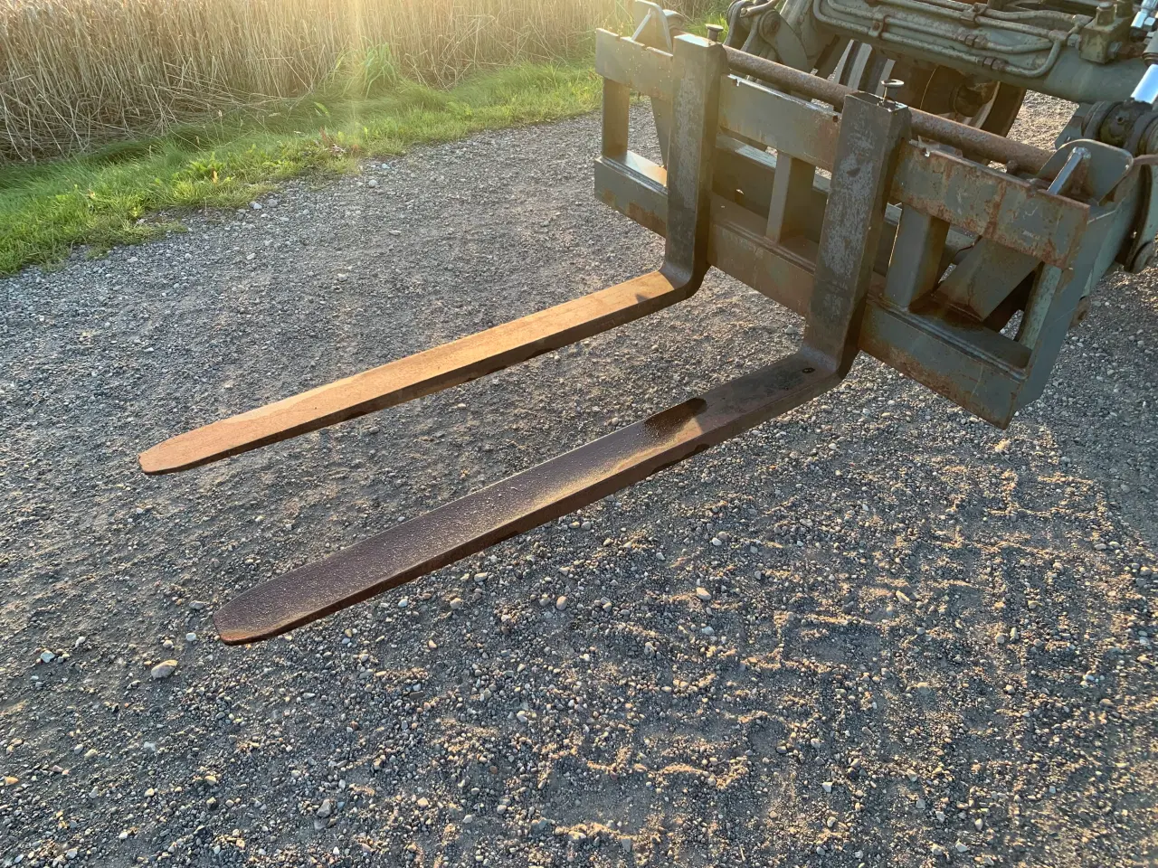 Billede 1 - Pallegafler 2500kg Euro-beslag.