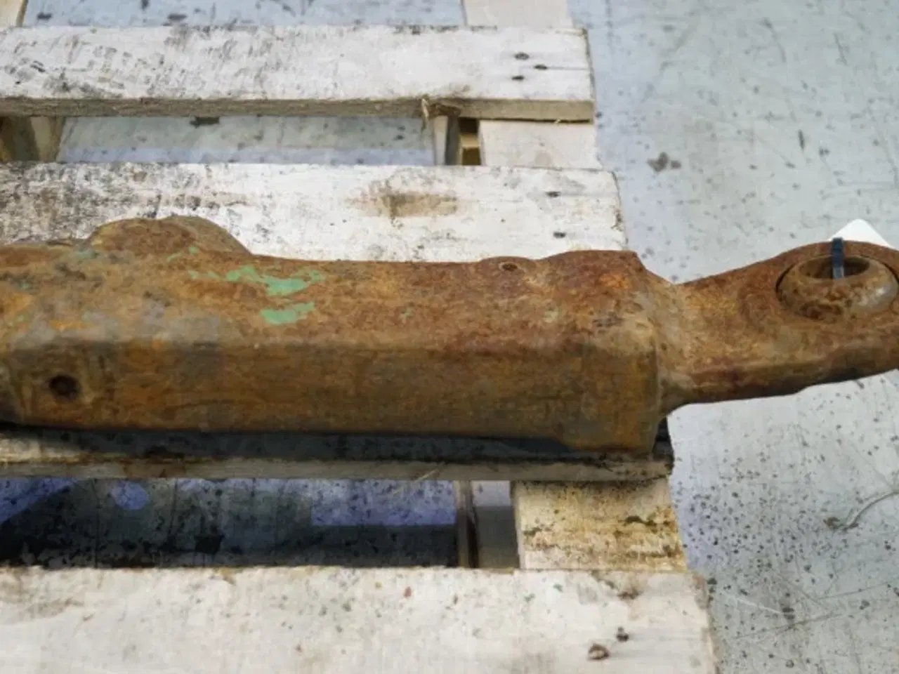 Billede 9 - John Deere 440 R.H. Liftarm AR80666