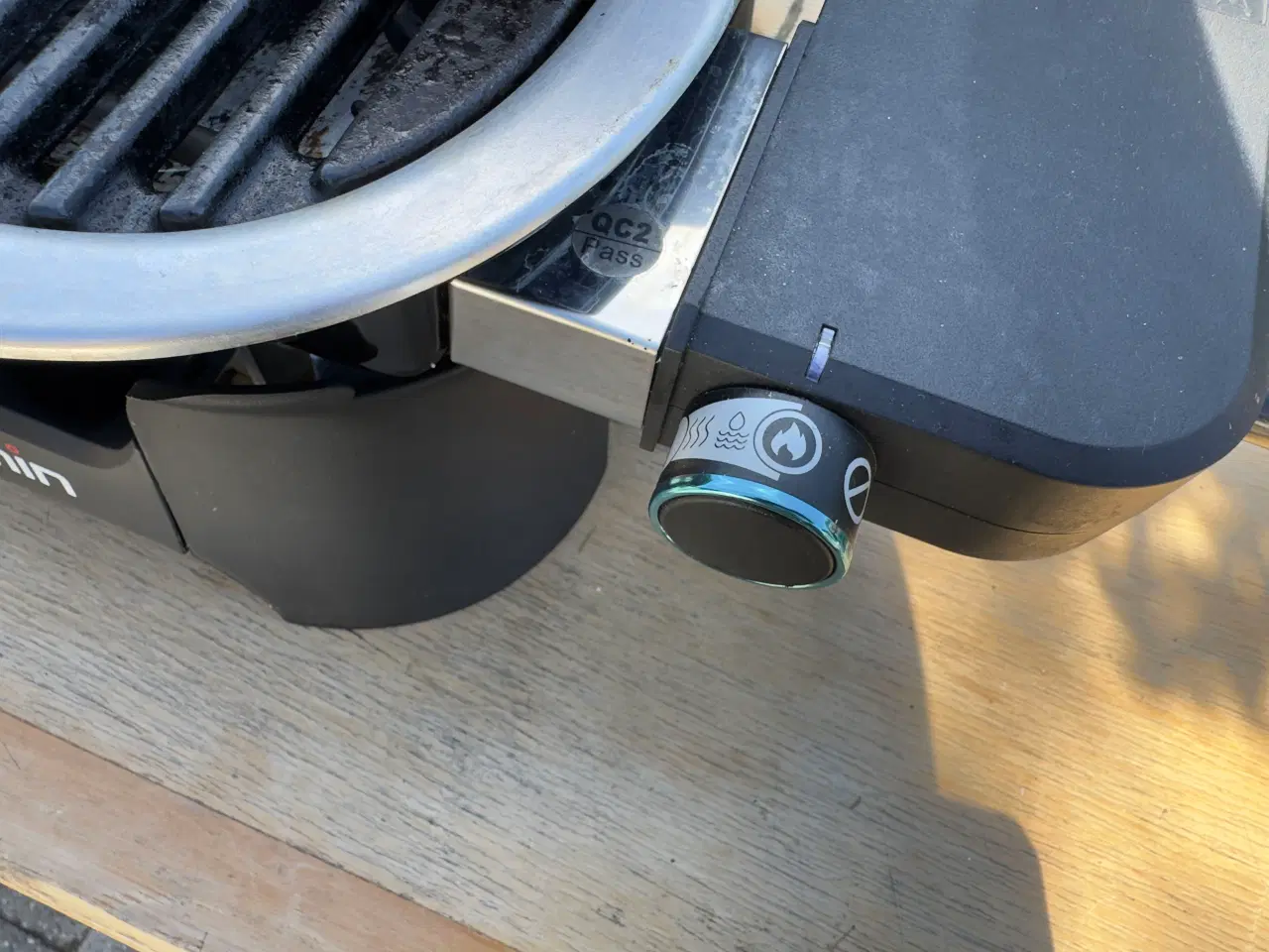 Billede 5 - Weber Lumin Compact grill – meget flot stand