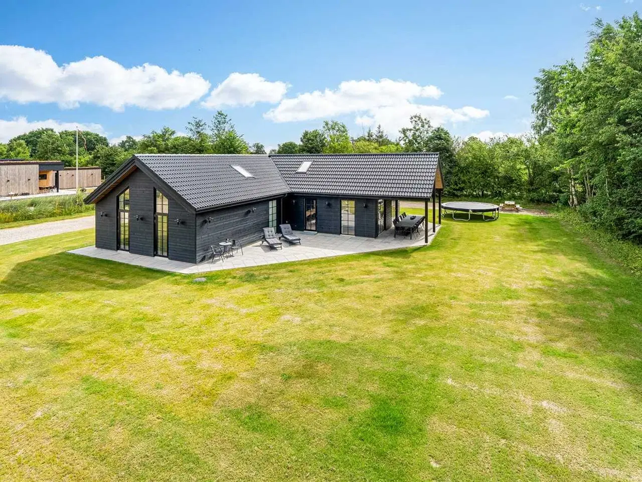 Billede 1 - Sommerhus i Øster Hurup udlejes 