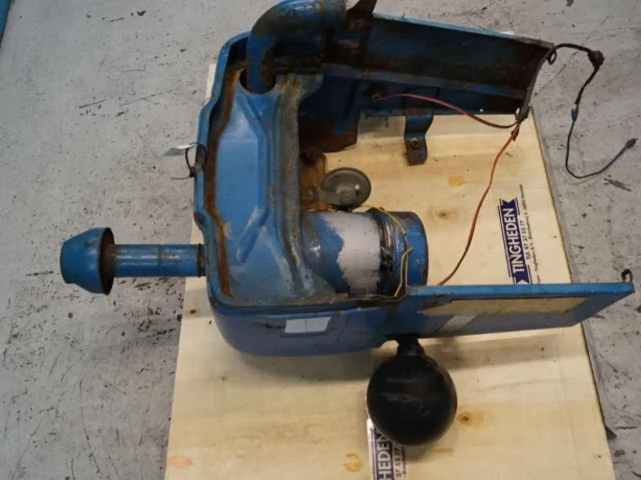 Billede 13 - Ford 4000 Fronthjelm C5NN8N202AH 