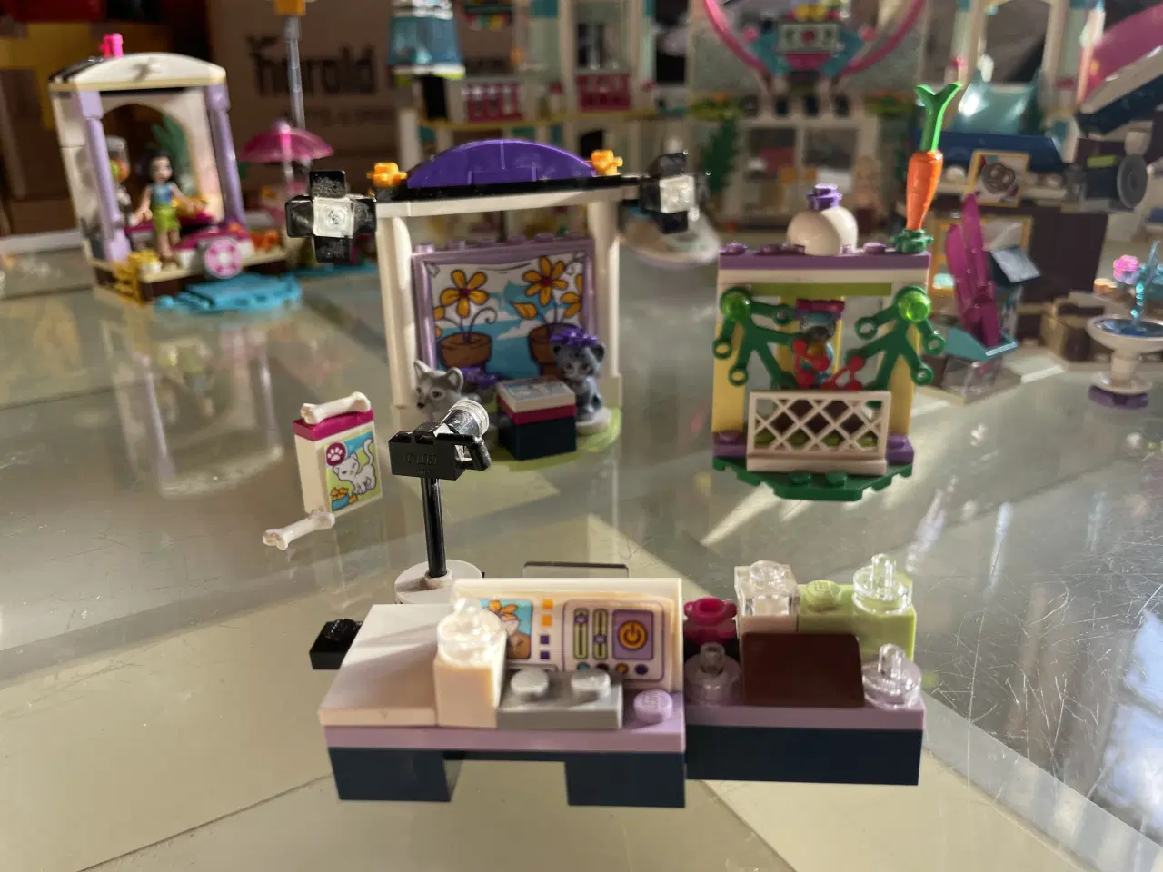 Billede 3 - Sælger Lego friends 