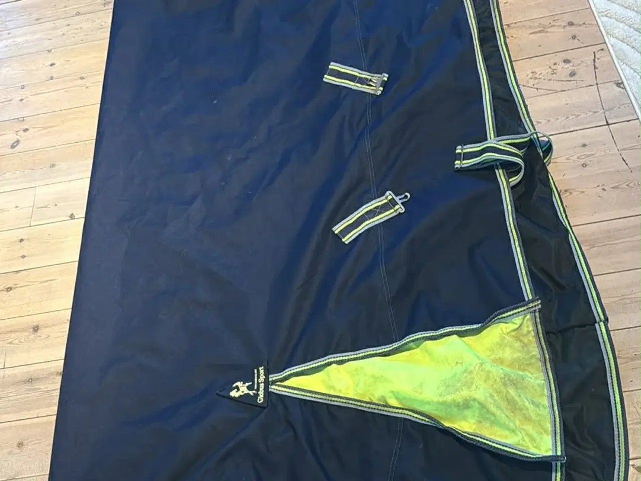 Billede 2 - Regndækken str 135 høj nakke 