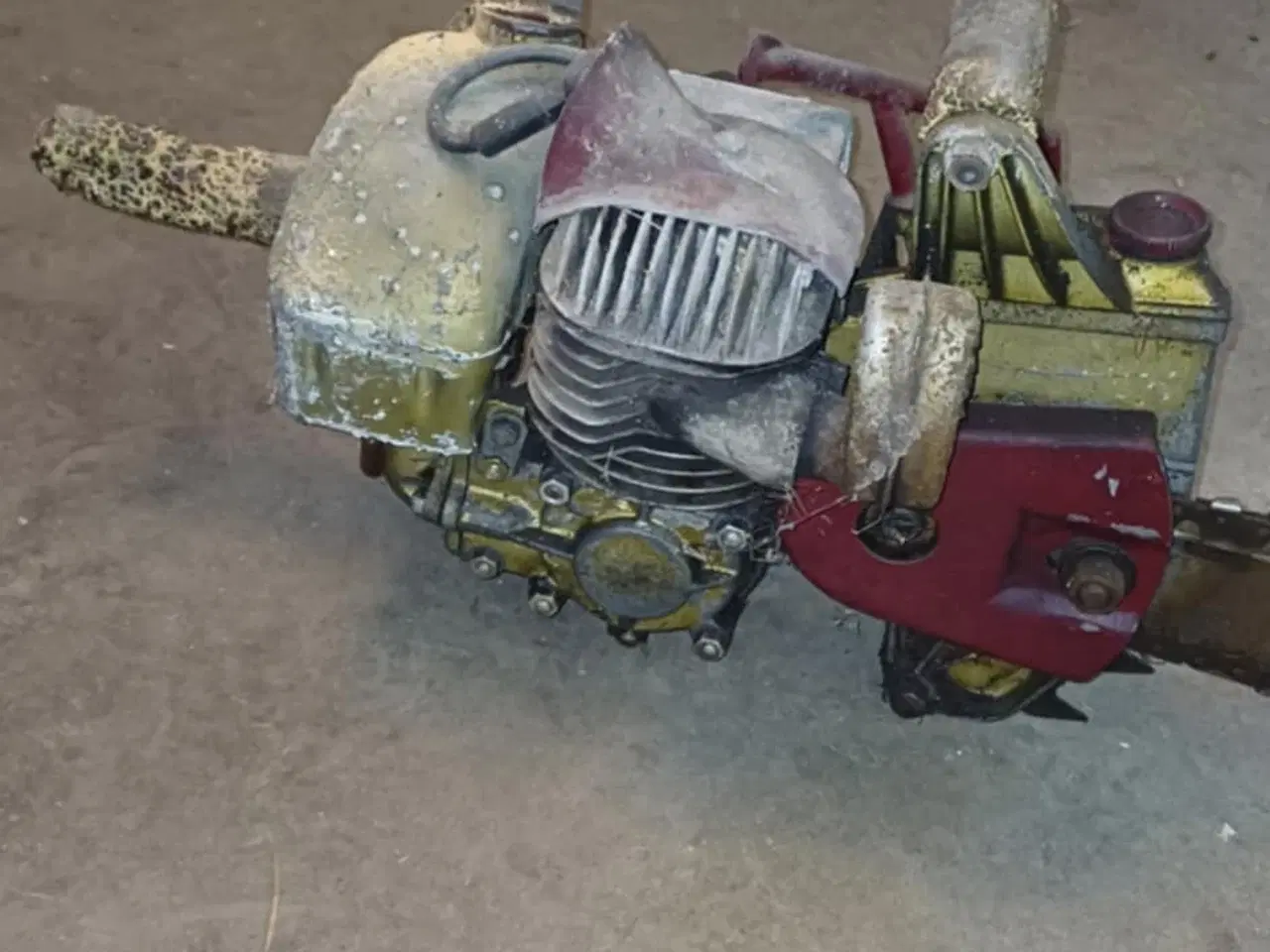 Billede 9 - Motorsave. Meget gamle.