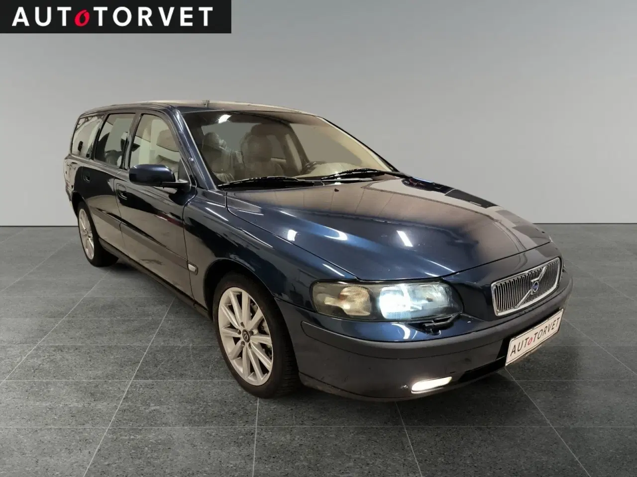 Billede 4 - Volvo V70 2,4 140 Momentum