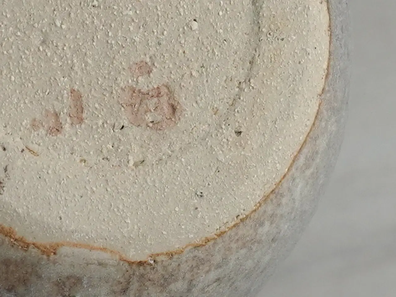 Billede 4 - Vase i keramik med grålig glasur – signeret