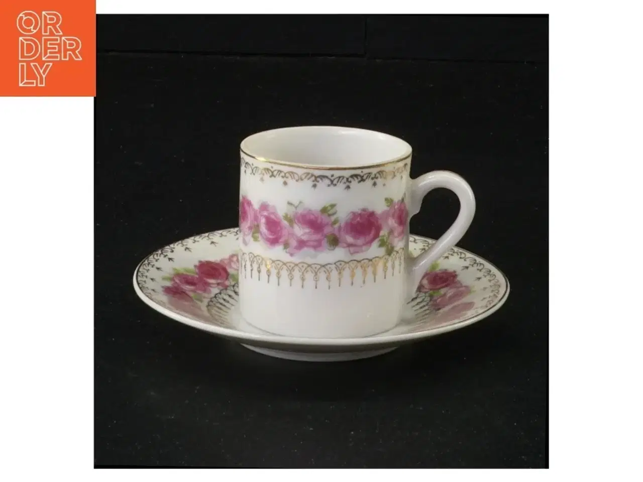 Billede 1 - Porcelænskop og underkop med rosenmønster (str. 11 x 6 cm)