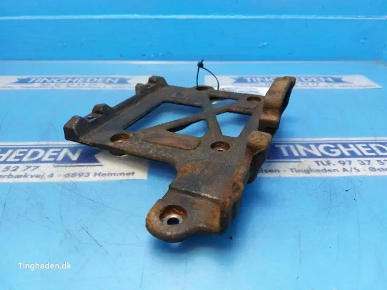 Billede 13 - JCB 531-70 EGR Køler Beslag 320/06322