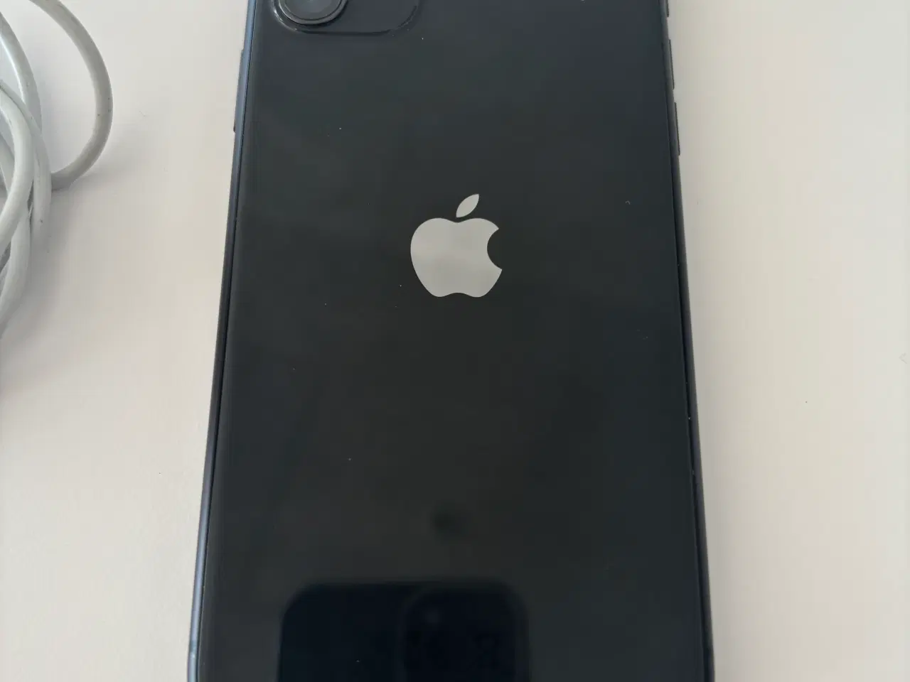 Billede 3 - Pæn iPhone 11 64gb i sort