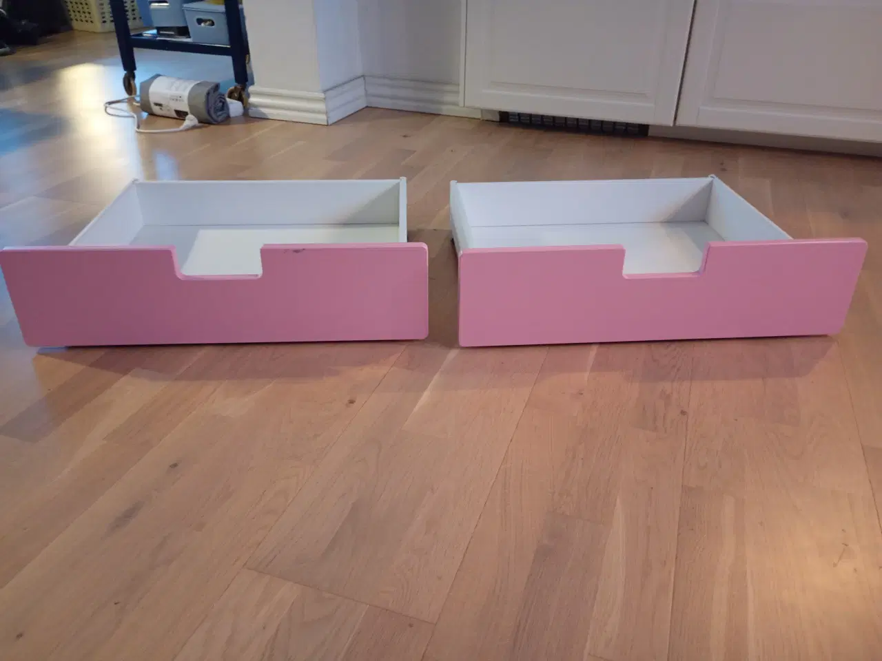 Billede 1 - Skuffer med hjul