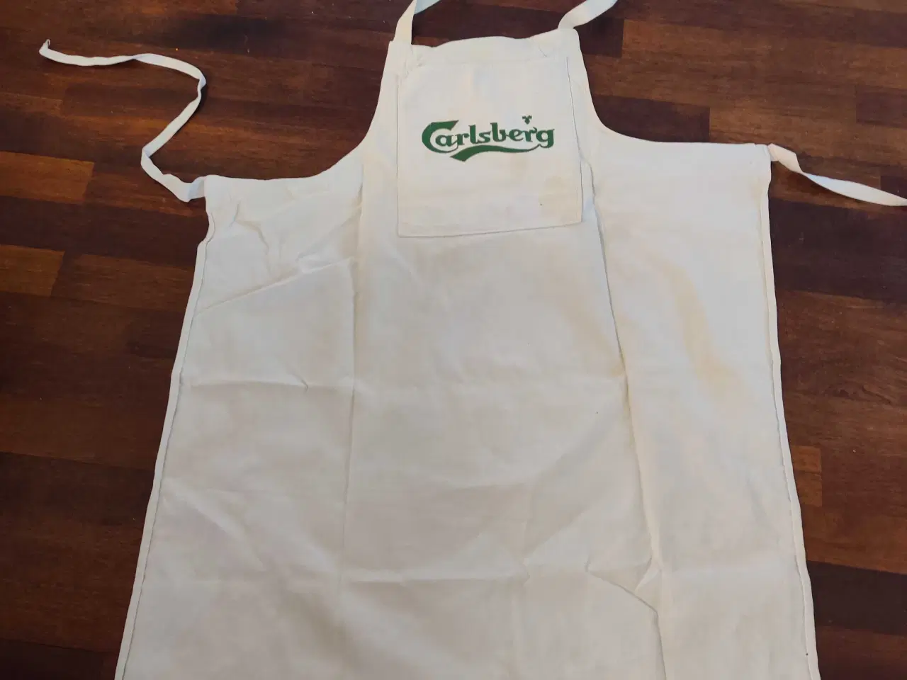 Billede 1 - Carlsberg forklæde til evt. Samleren