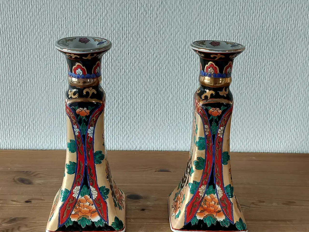 Billede 4 - To Super Dekorative Lysestager