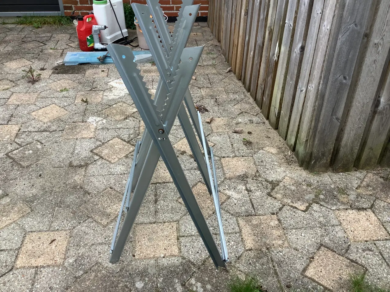 Billede 2 - Savbuk i aluminium 
