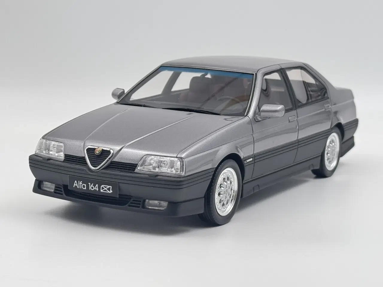 Billede 2 - 1993 Alfa Romeo 164 3.0 V6 Q4 1:18