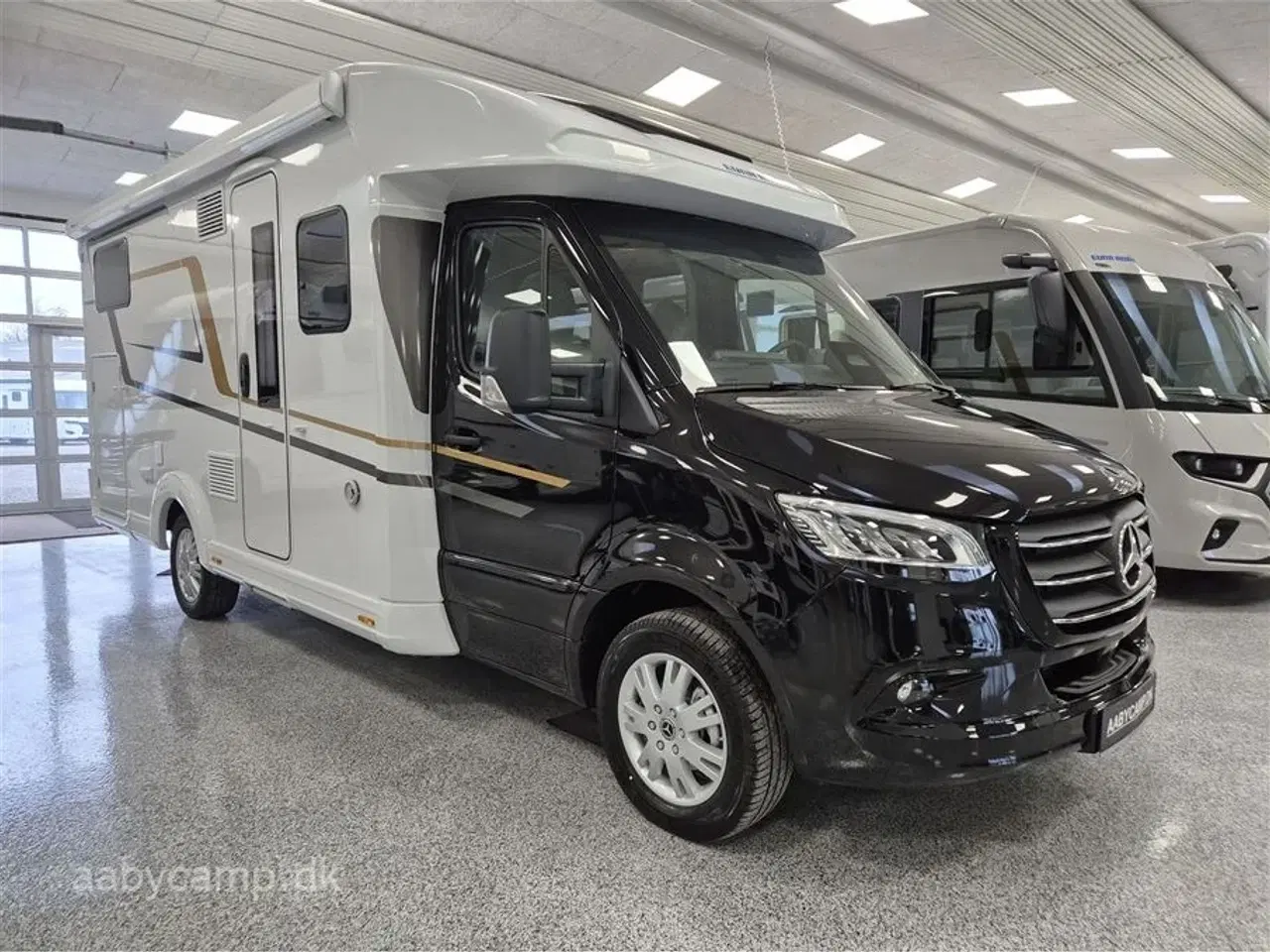 Billede 1 - 2026 - Euramobil Profila T726 EF Mercedes 170 Hk. 9 trins Automatgear. Markise. 150Ah Batteri. Alde Centralvarme.