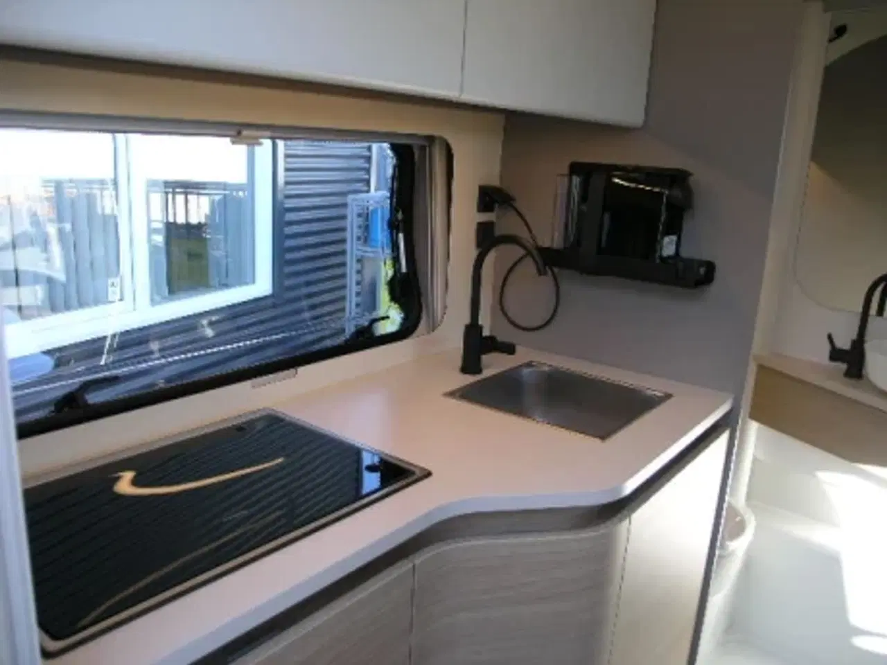 Billede 5 - Adria Action 391 LH