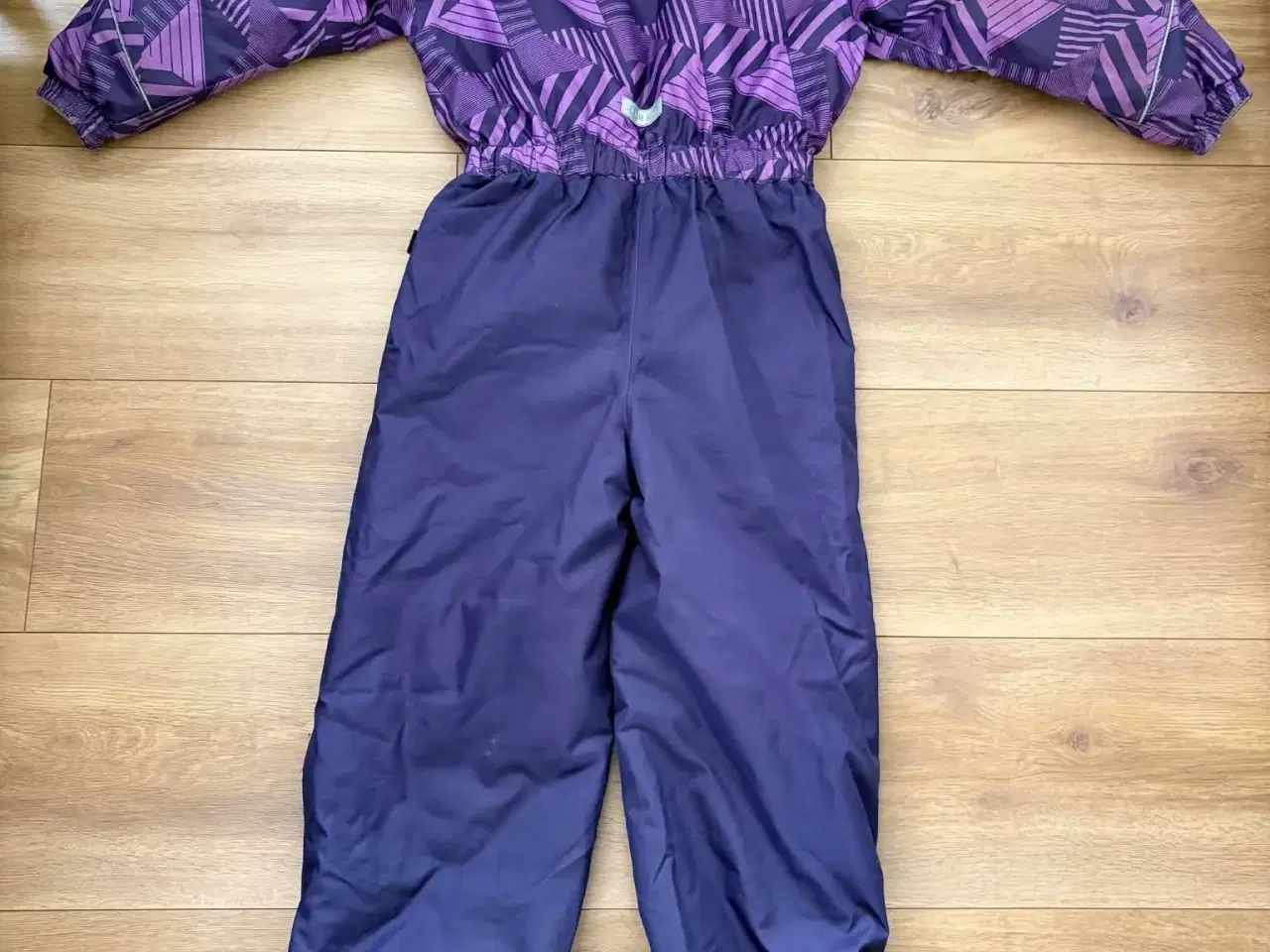 Billede 2 - Flyverdragt fra Color Kids