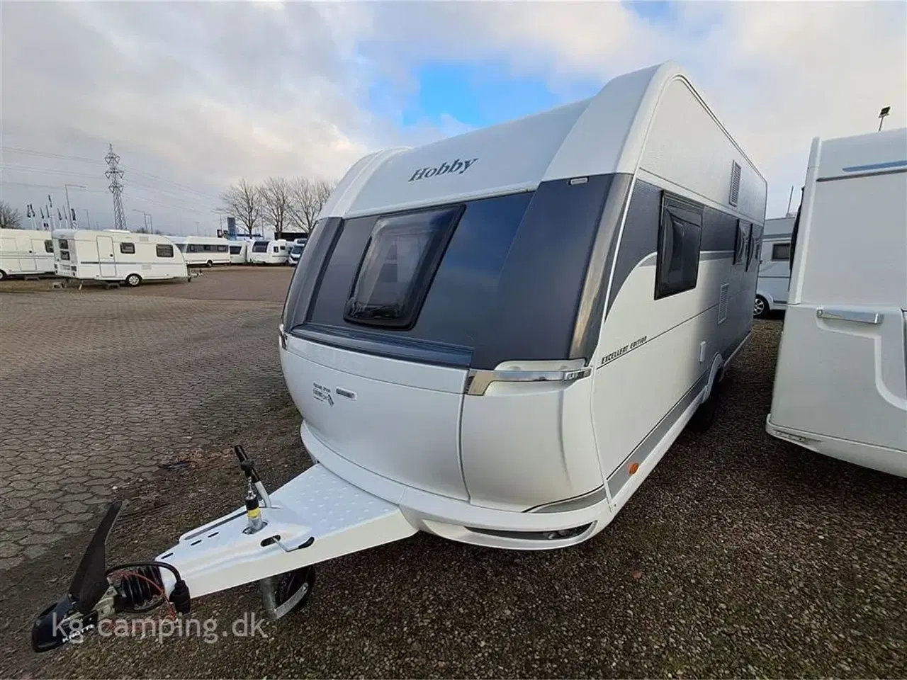 Billede 2 - 2025 - Hobby Excellent Edition 540 UL   Velindrettet vogn - enkeltsenge med sengeudvidelse - Kan opvejes til 1800 kg.