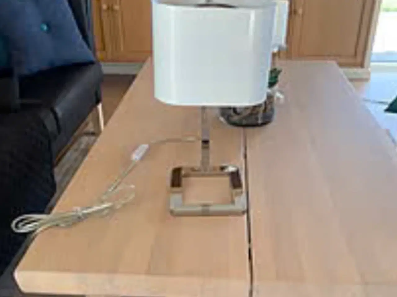Billede 1 - Ny bordlampe hvid/chrom