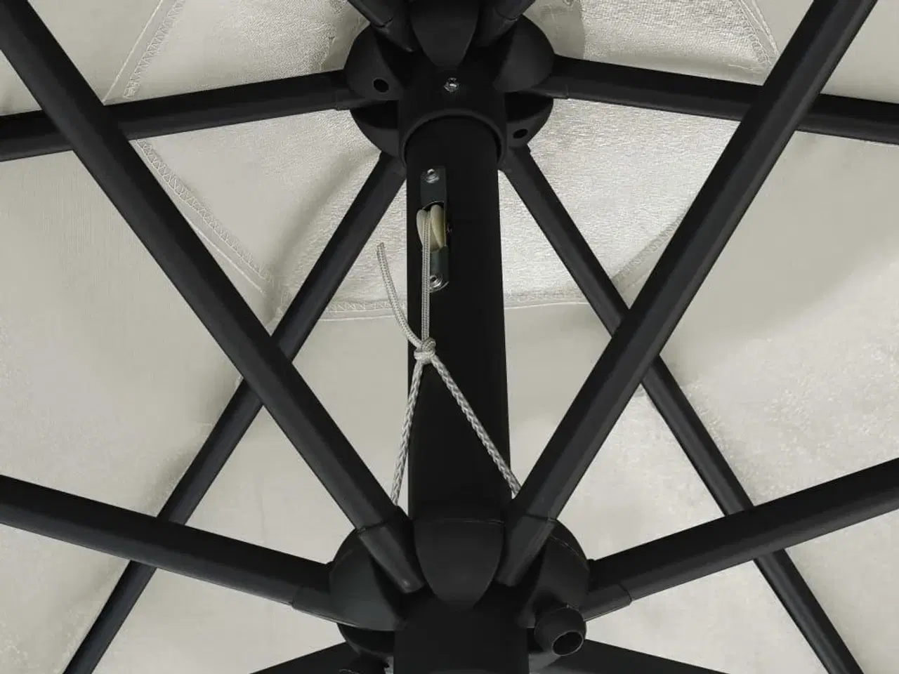 Billede 2 - Udendørs parasol med LED-lys og aluminiumsstang 270 cm sandhvid