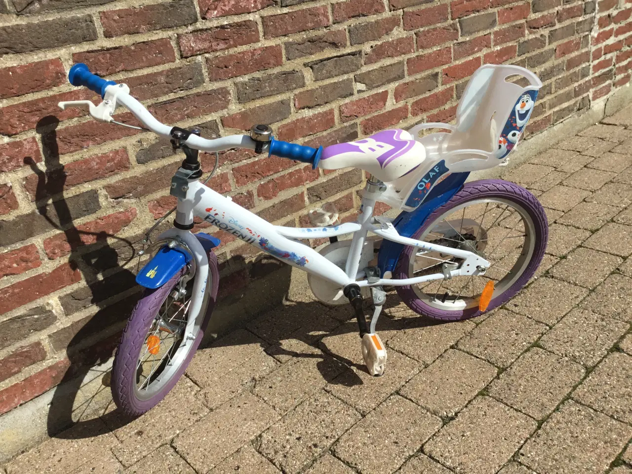 Billede 1 - Pigecykel 16” Disney Frozen hvid/lilla