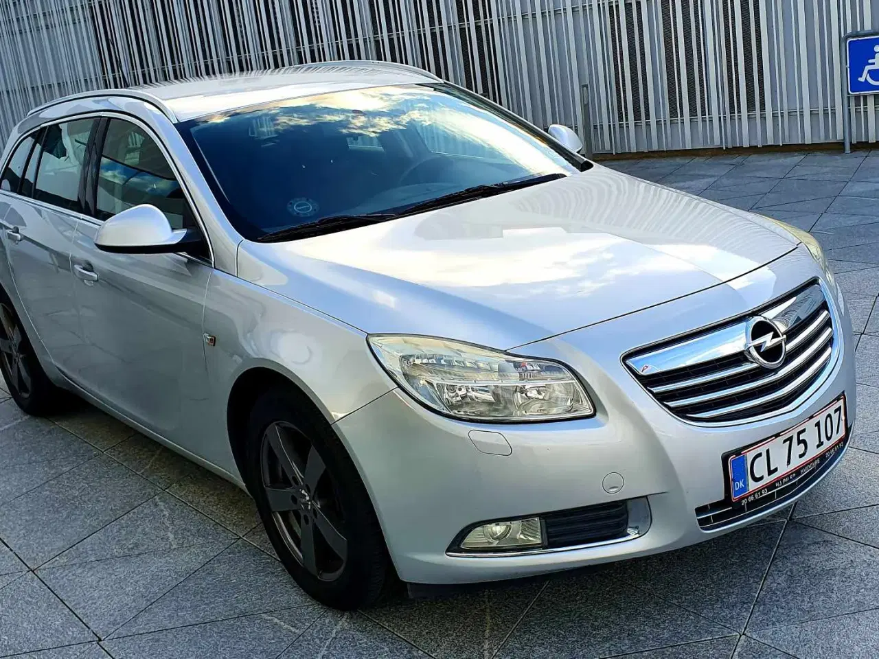 Billede 3 - opel insignia Lav km Nysynet Velholdt Benzin 