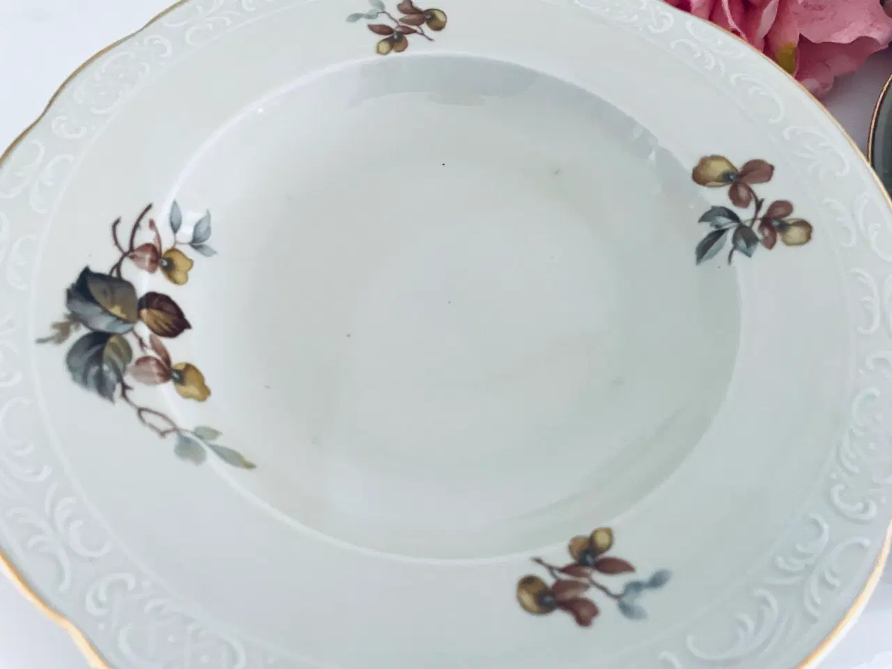 Billede 7 - Vintage dybe tallerkner 6 stk med patina