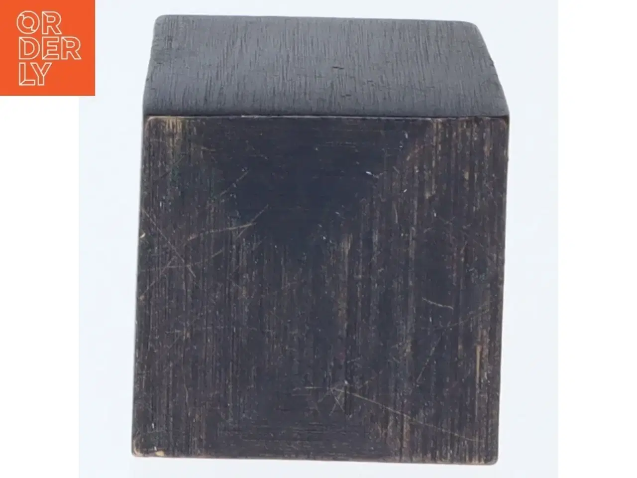 Billede 2 - Lille sort holder til stearinlys (str. 3,5x2,7x2,7 cm)