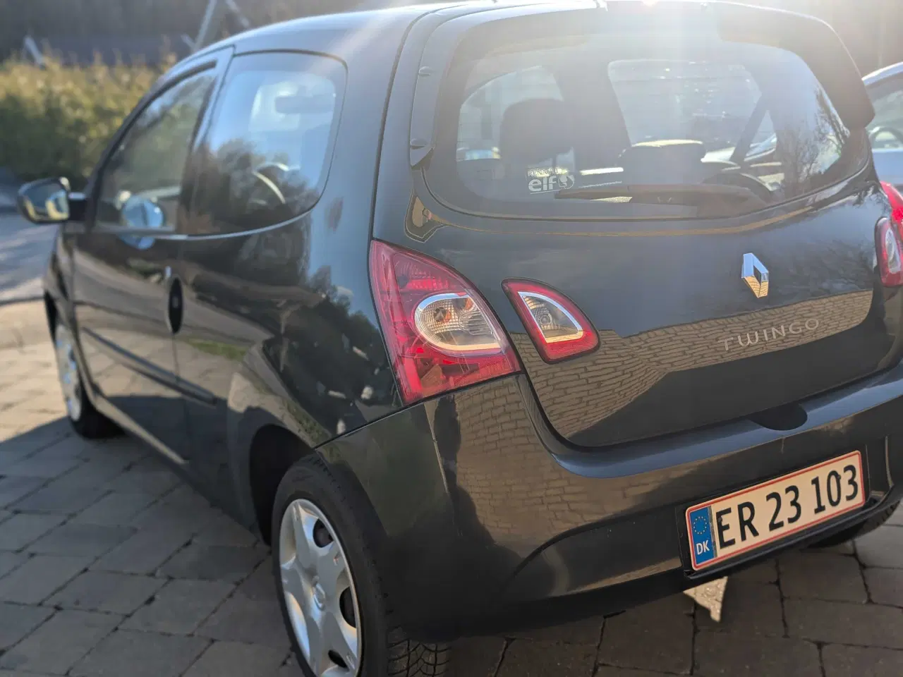 Billede 3 - Flot og velholdt Twingo