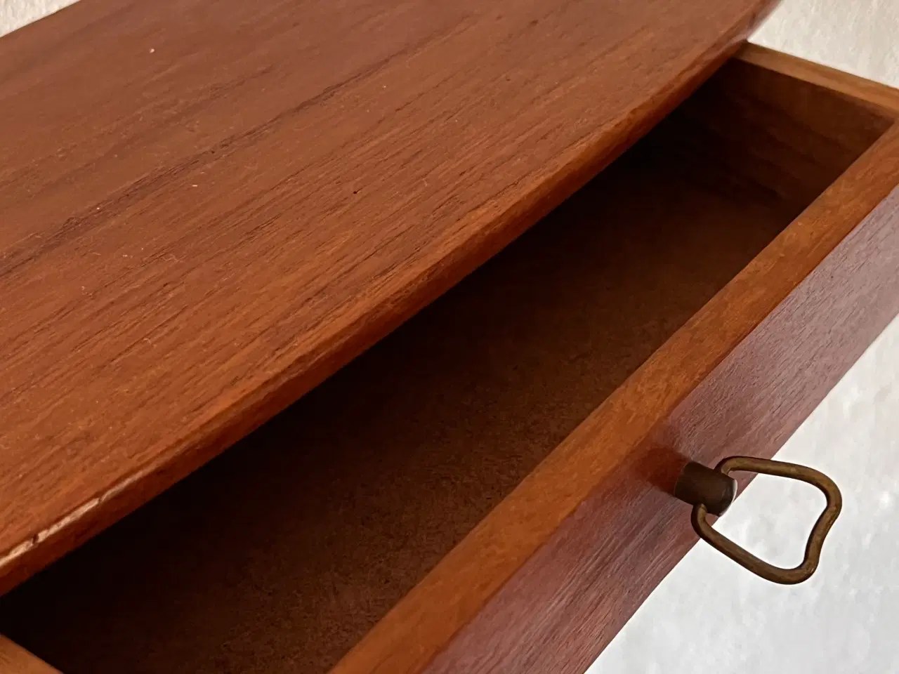 Billede 6 - Midcentury moderne teak væghylde / svævende natbor
